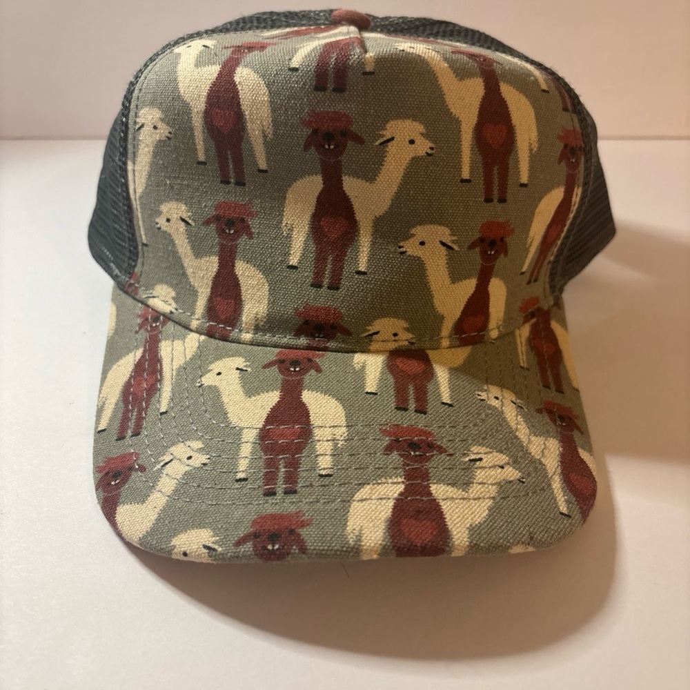 Bungalow 360 Kids Llama Hat - Gray and Brown